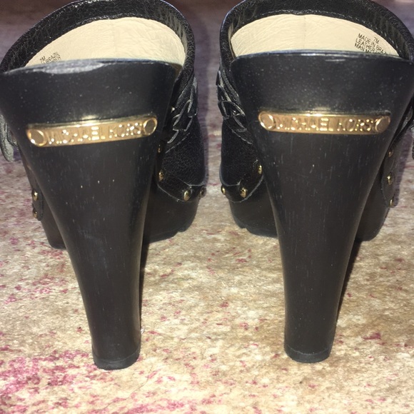 UEC Michael Michael Kors BK Leather Clogs size 7 - Picture 6 of 6